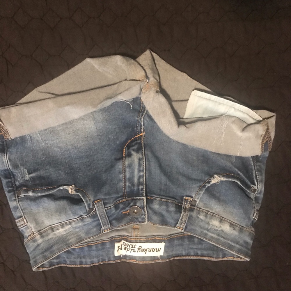 Juniors denim shorts.